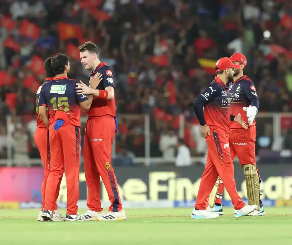 May 31, 2026, Ahmedabad, Gujarat, INDIA: Indian Premier League 2026.31st May 2026 Finals..Royal Challengers Bengaluru v Gujarat Titans.Rasikh Salam Dar to Nishant Sindhu, out Caught by Devdutt Padikkal!! This is high and taken in the deep. The moment