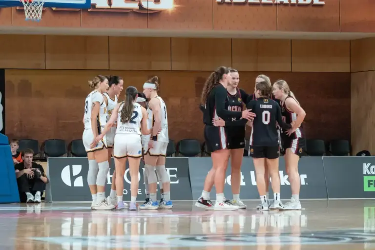 August 22, 2026, Adelaide, South Australia, Australia: Players from the Makay Meteorettes and the Knox Raiders huddle during stoppage in play of their NBL1 semi-final at the State Basketball Centre (Credit Image: © Jayden Watt/ZUMA Press Wire)