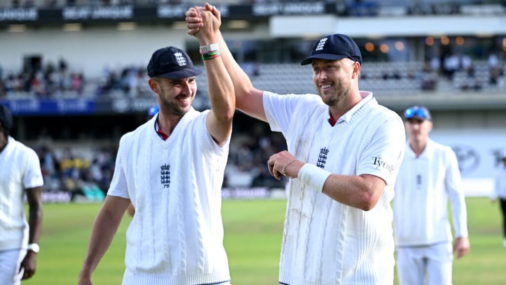 Josh Tongue and Ollie Robinson after taking five wickets each for England against Pakistan at Headingley