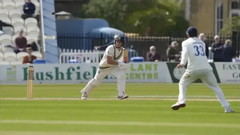 Ed Barnard Captains Warwickshire to County Championship Title