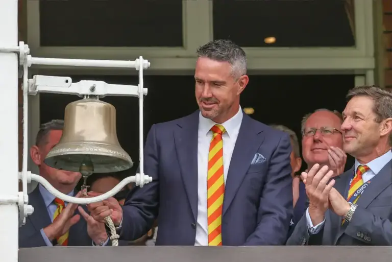 Kevin Pietersen Marylebone Cricket Club honorary member rings the five minute bell during the LV= Insurance Ashes Test Series Second Test Day 1 England v Australia at Lords, London, United Kingdom, 28th June 2023 (Photo by Mark Cosgrove/News Images)