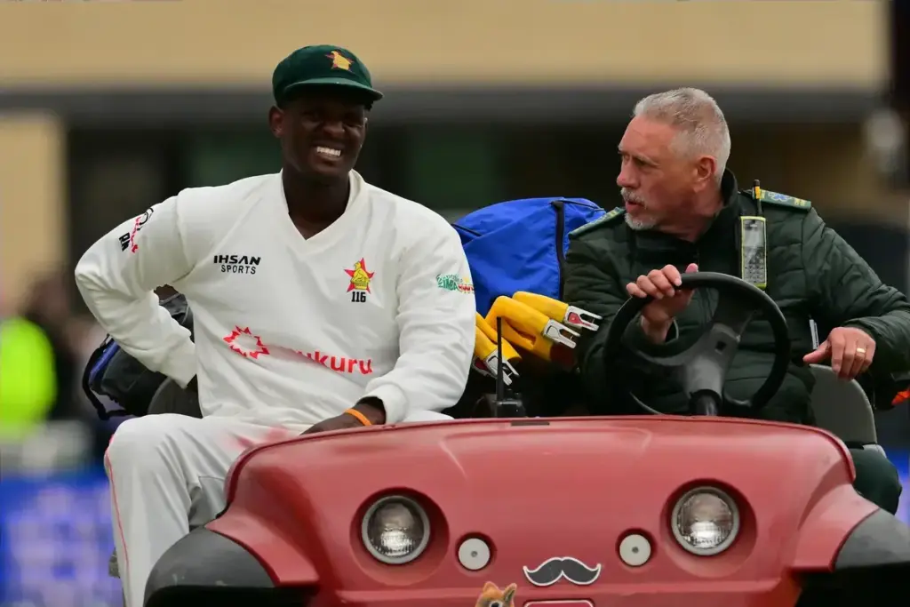 Richard Ngarava of Zimbabwe in pain during the International Test Match 2025 match between England and Zimbabwe at Trent Bridge, Nottingham, United Kingdom on 22 May 2025.