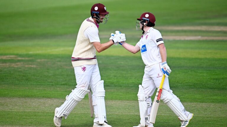 Craig Overton Wants to Make England Selection ‘As Hard As Possible’